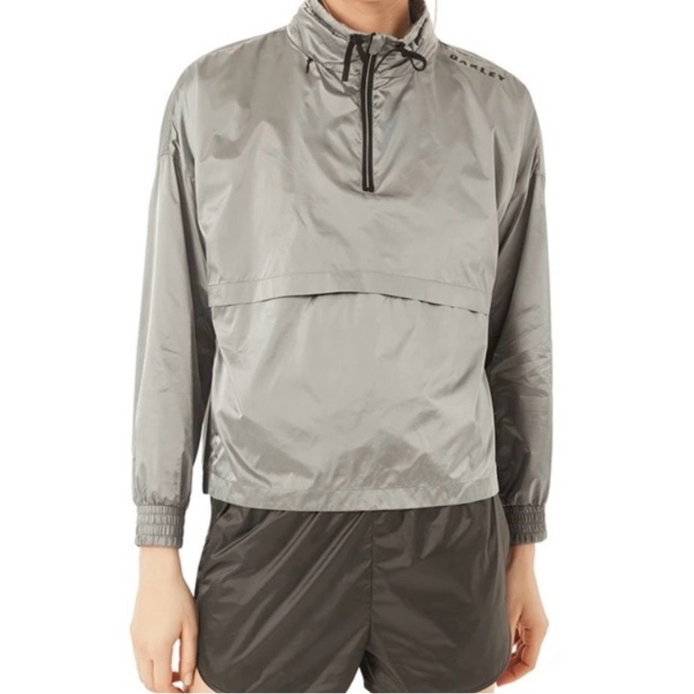 Oakley Silver Windbreaker Cape